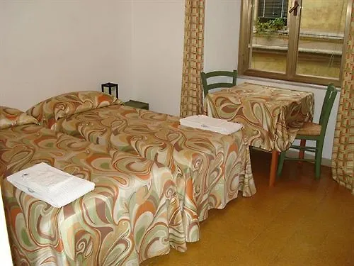 Little Italy Hotel Rome 0*,