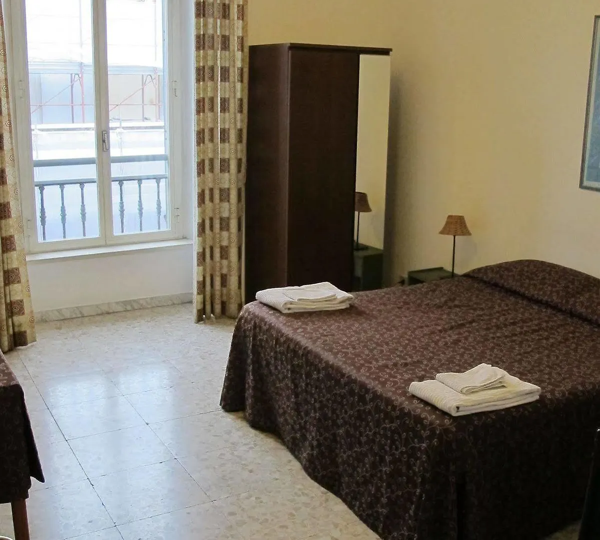 Little Italy Hotel Rome