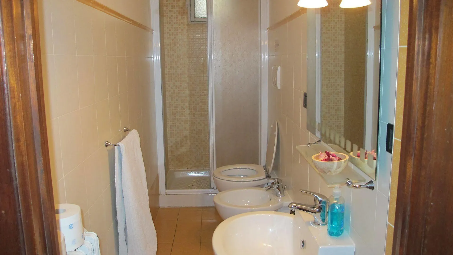 Little Italy Hotel Rome