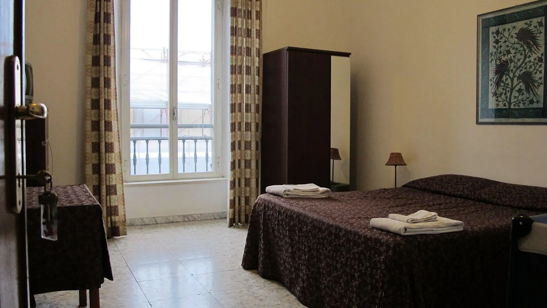 Little Italy Hotel Rome 0*,